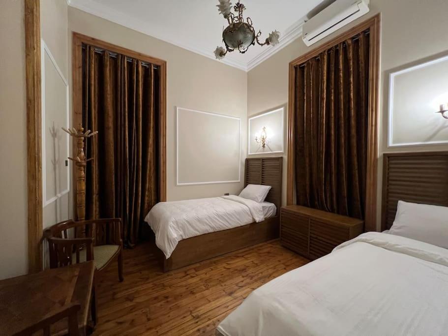 Authentic 3Br Apartment In Downtown, Cairo Exterior photo