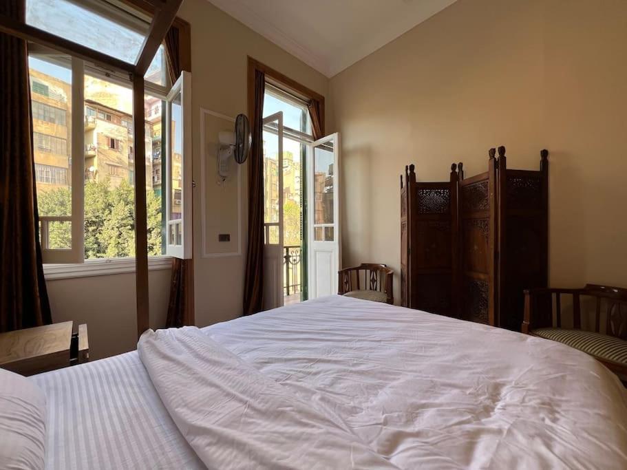 Authentic 3Br Apartment In Downtown, Cairo Exterior photo