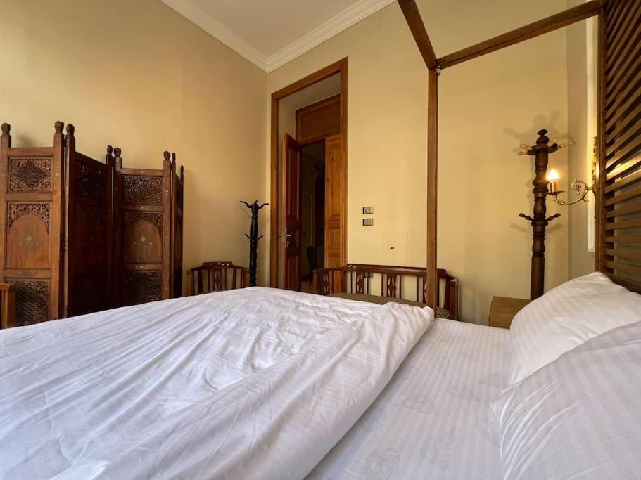 Authentic 3Br Apartment In Downtown, Cairo Exterior photo